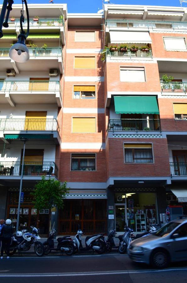 Luiselle Charming Accommodation Sorrento City Center Exterior photo